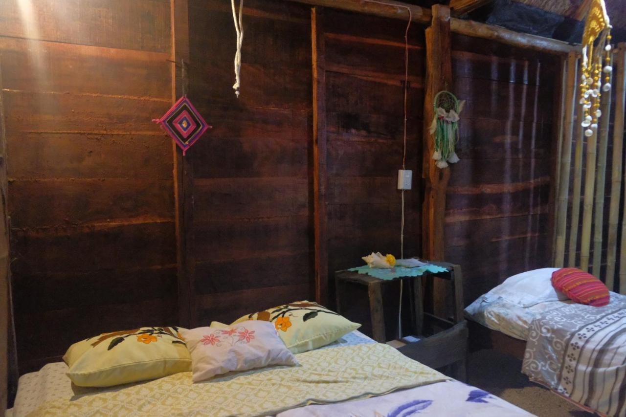 Near Lake Hostal Bacalar Bagian luar foto