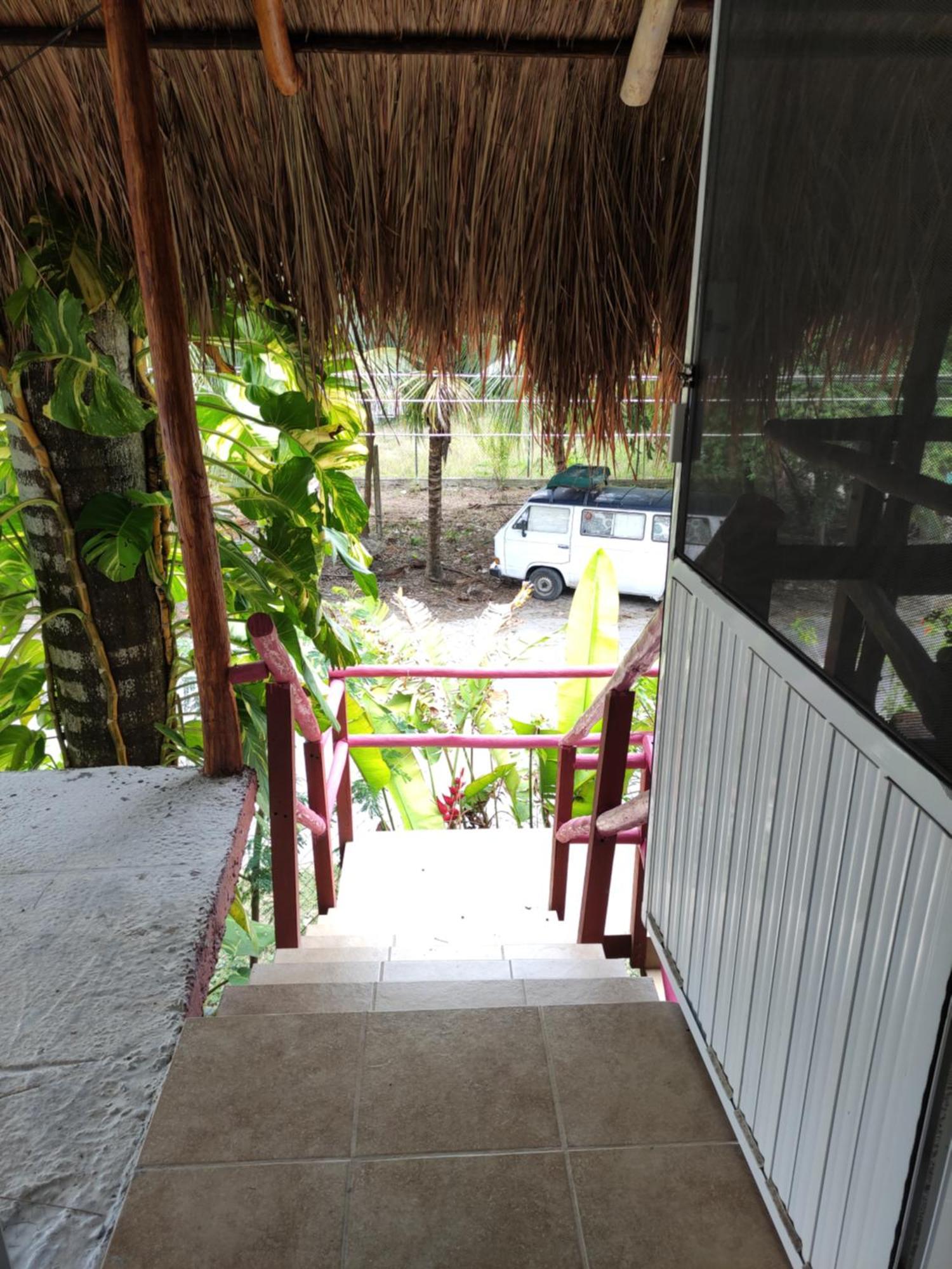 Near Lake Hostal Bacalar Ruang foto
